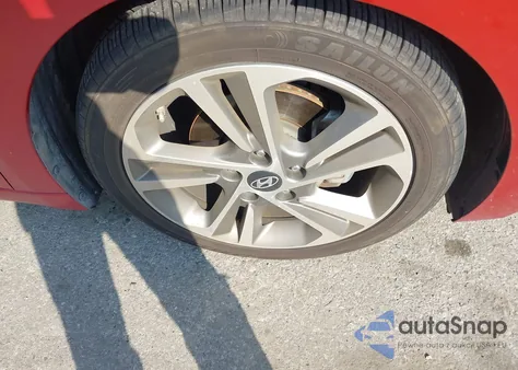 2017 Hyundai Elantra Se/Value/Limited z USA, uszkodzony, nr VIN 5NPD84LF4HH148720